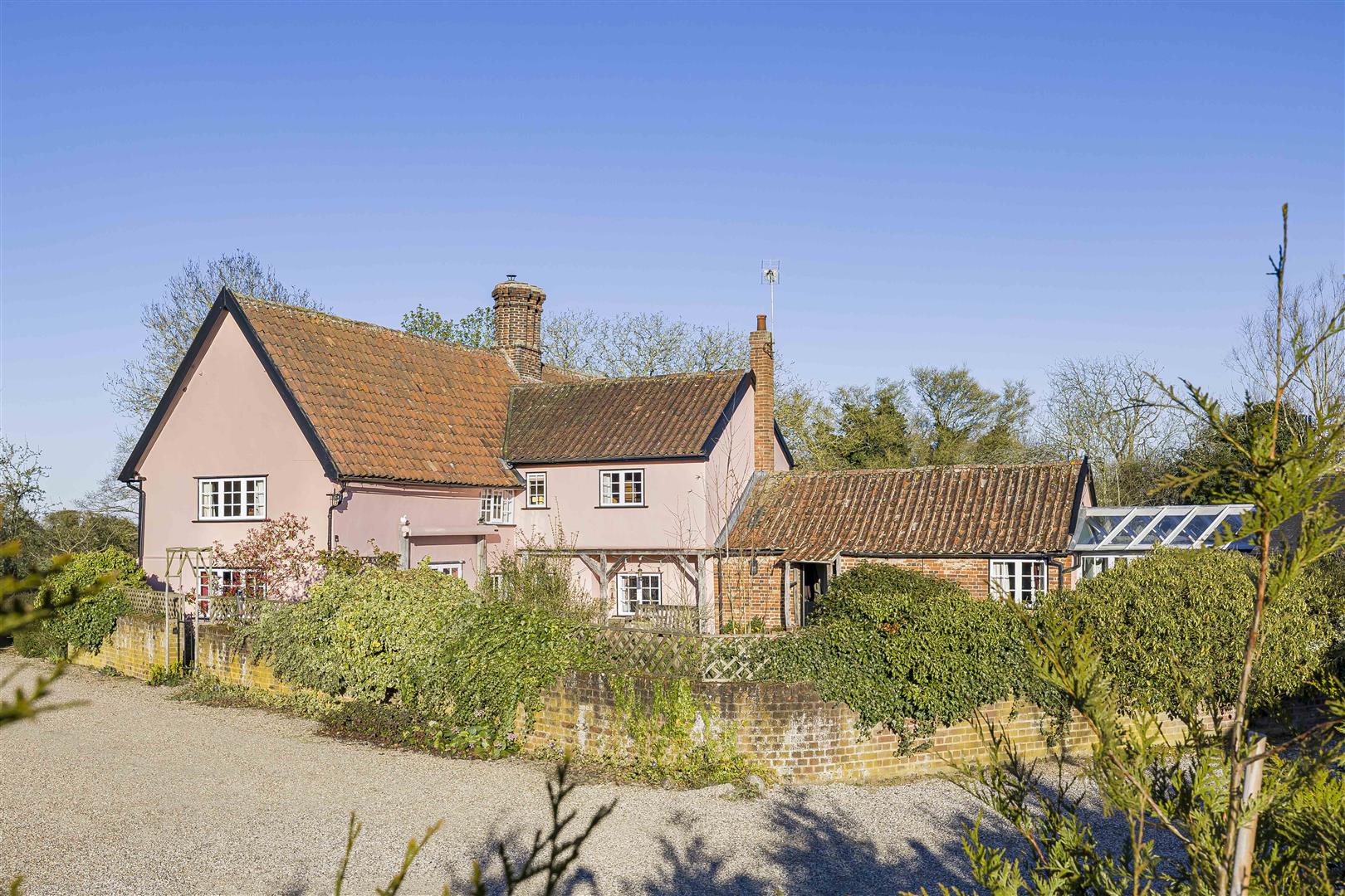 6 Bedroom for sale in Ashdon - Cheffins Saffron Walden Sales - Ref 33799537